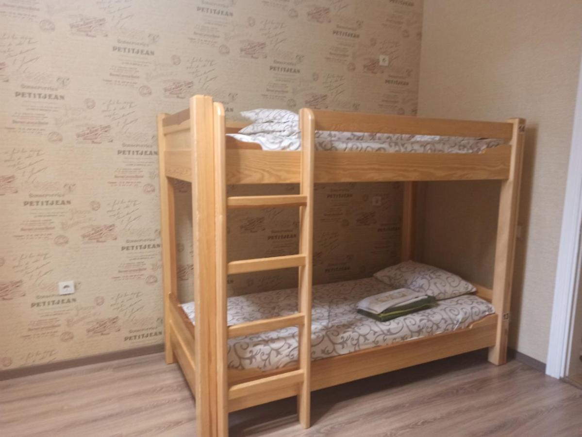Hostel Q ,15 Хв До Жд Вокзалу Liov Exterior foto