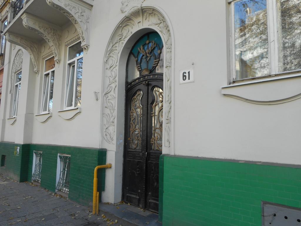 Hostel Q ,15 Хв До Жд Вокзалу Liov Exterior foto