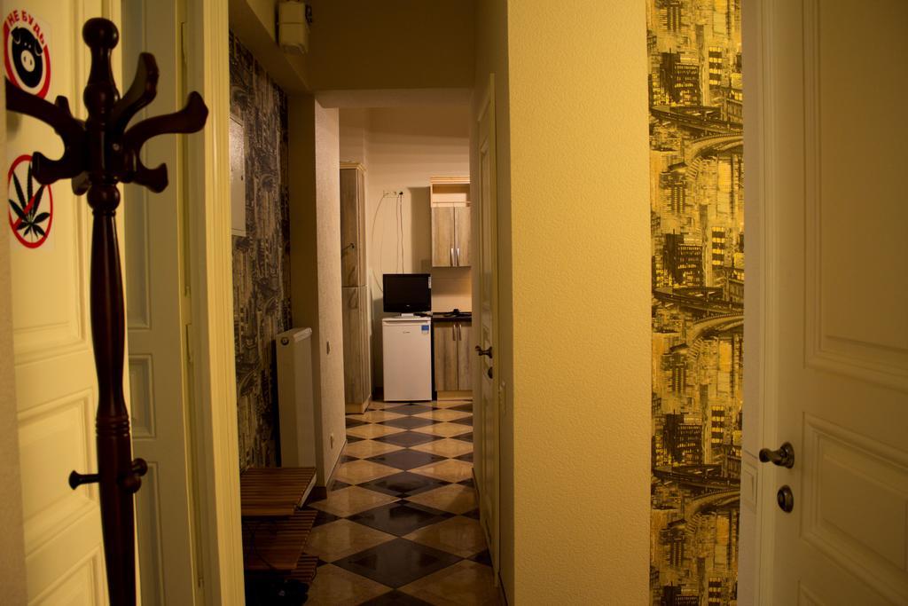 Hostel Q ,15 Хв До Жд Вокзалу Liov Exterior foto