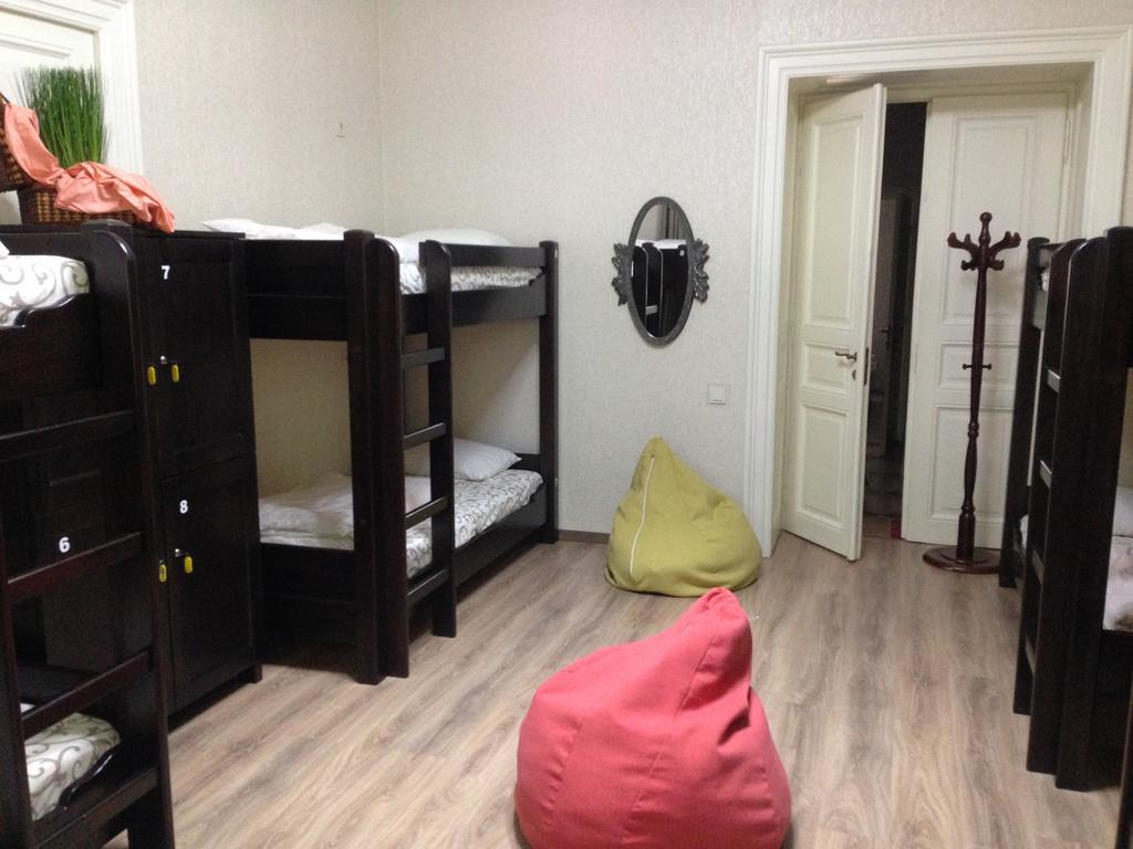 Hostel Q ,15 Хв До Жд Вокзалу Liov Exterior foto